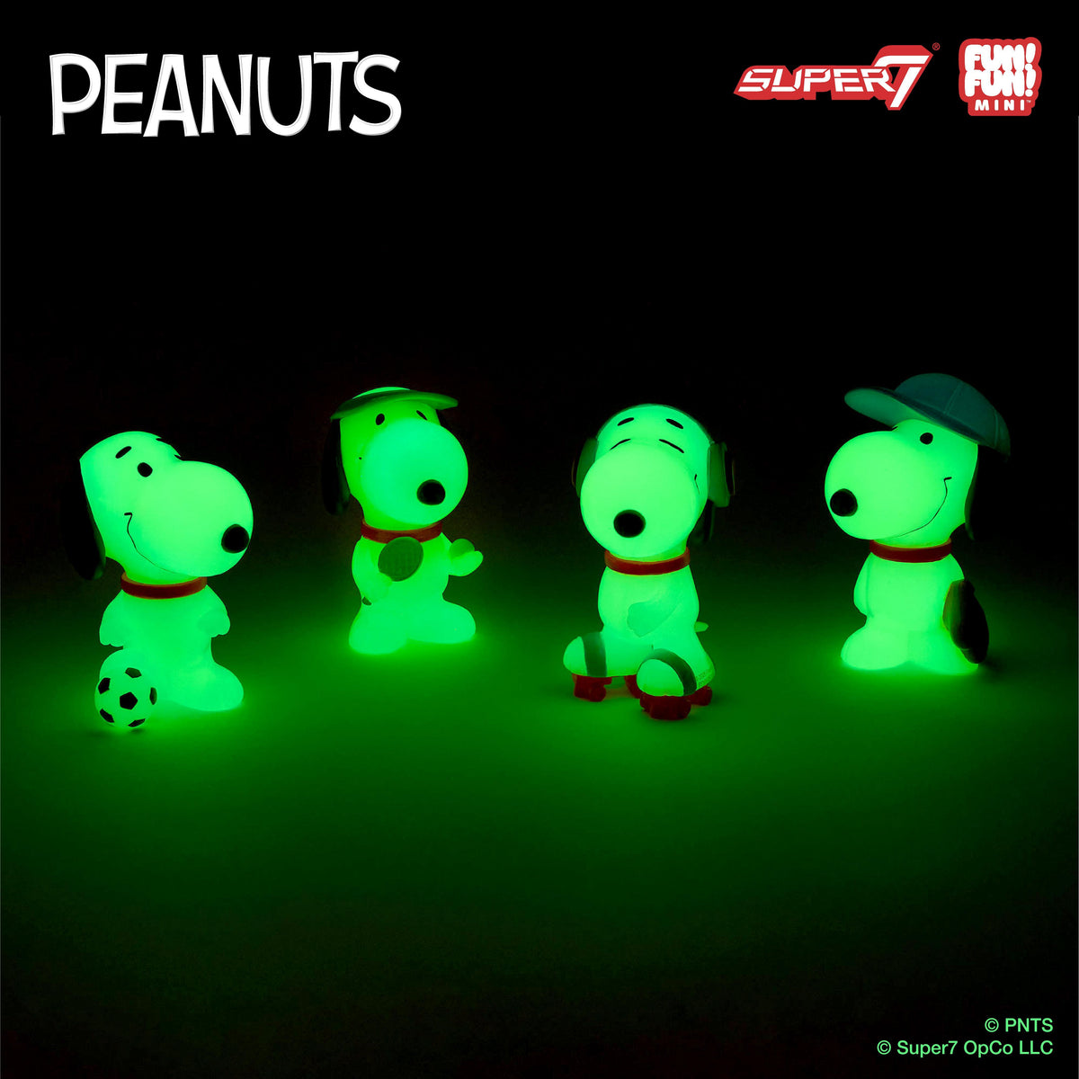 Peanuts FUN! FUN! MINI Wave 01 (Athlete Snoopy) - Blind Box - 9 per Flat