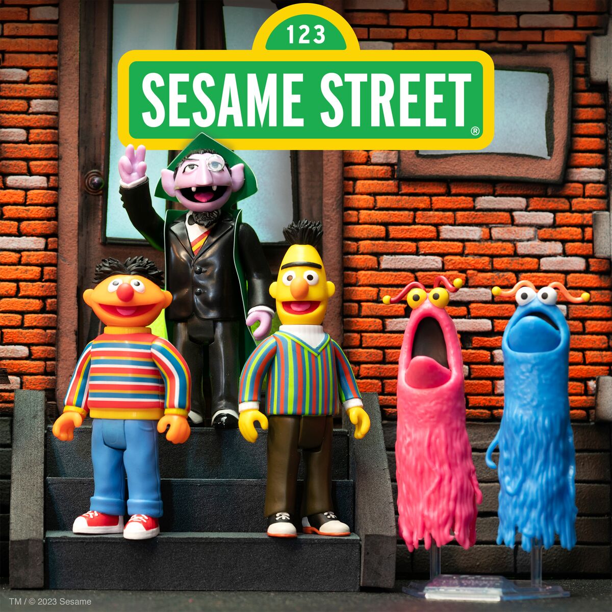 Sesame Street ReAction Figures Wave 1 - Bert, Ernie, Count von Count & Yip Yip Martians