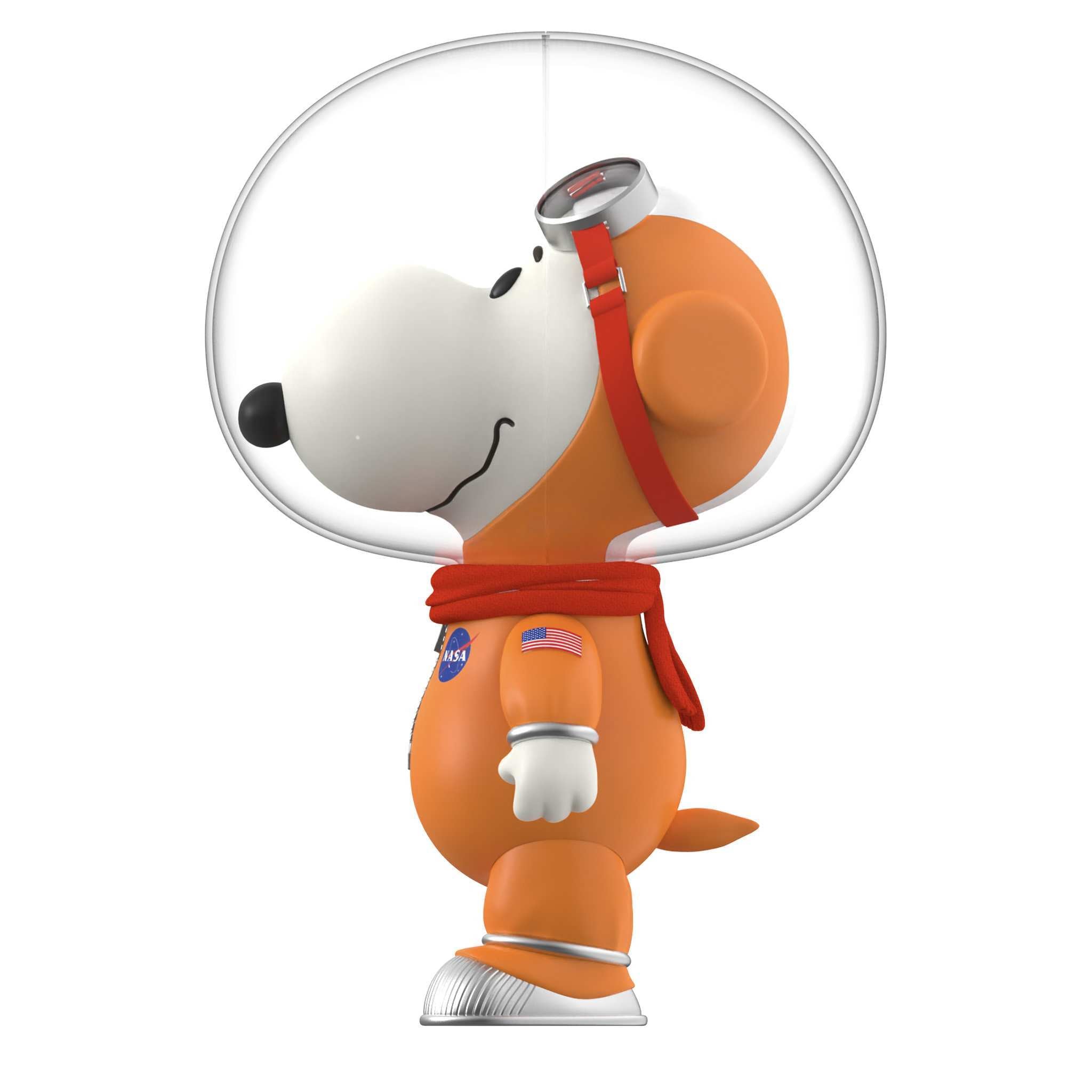 Peanuts SuperSize Vinyl - Snoopy (Orange Spacesuit)