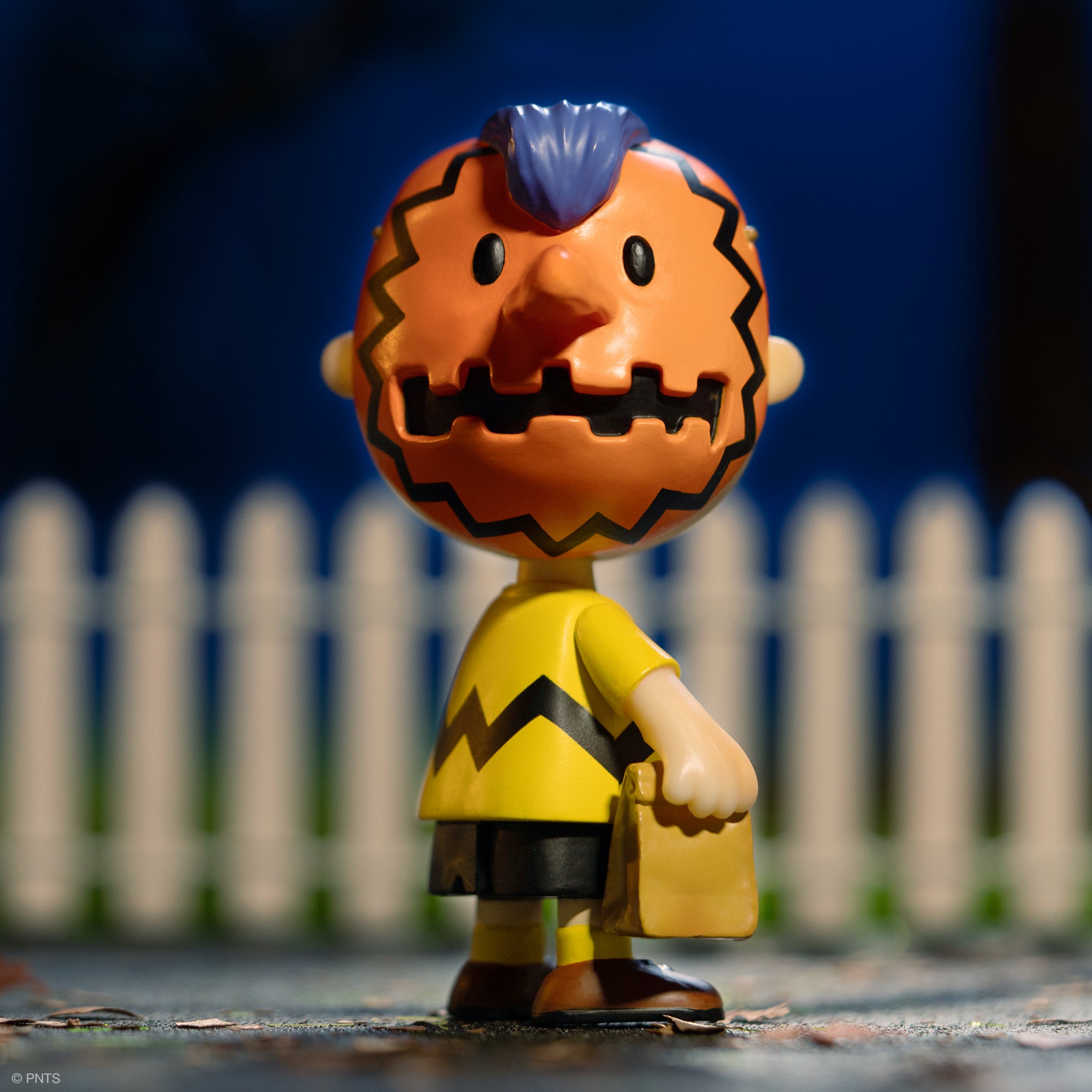 Peanuts ReAction Figure Wave 4 - Masked Charlie Brown