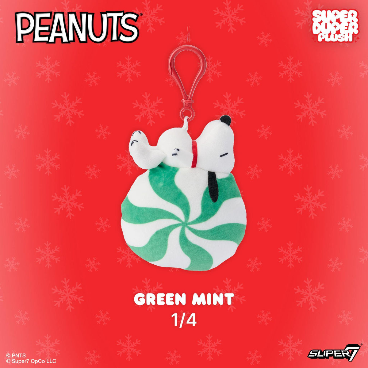 Snoopy on green mint plush keychain, Green Mint 1/4
