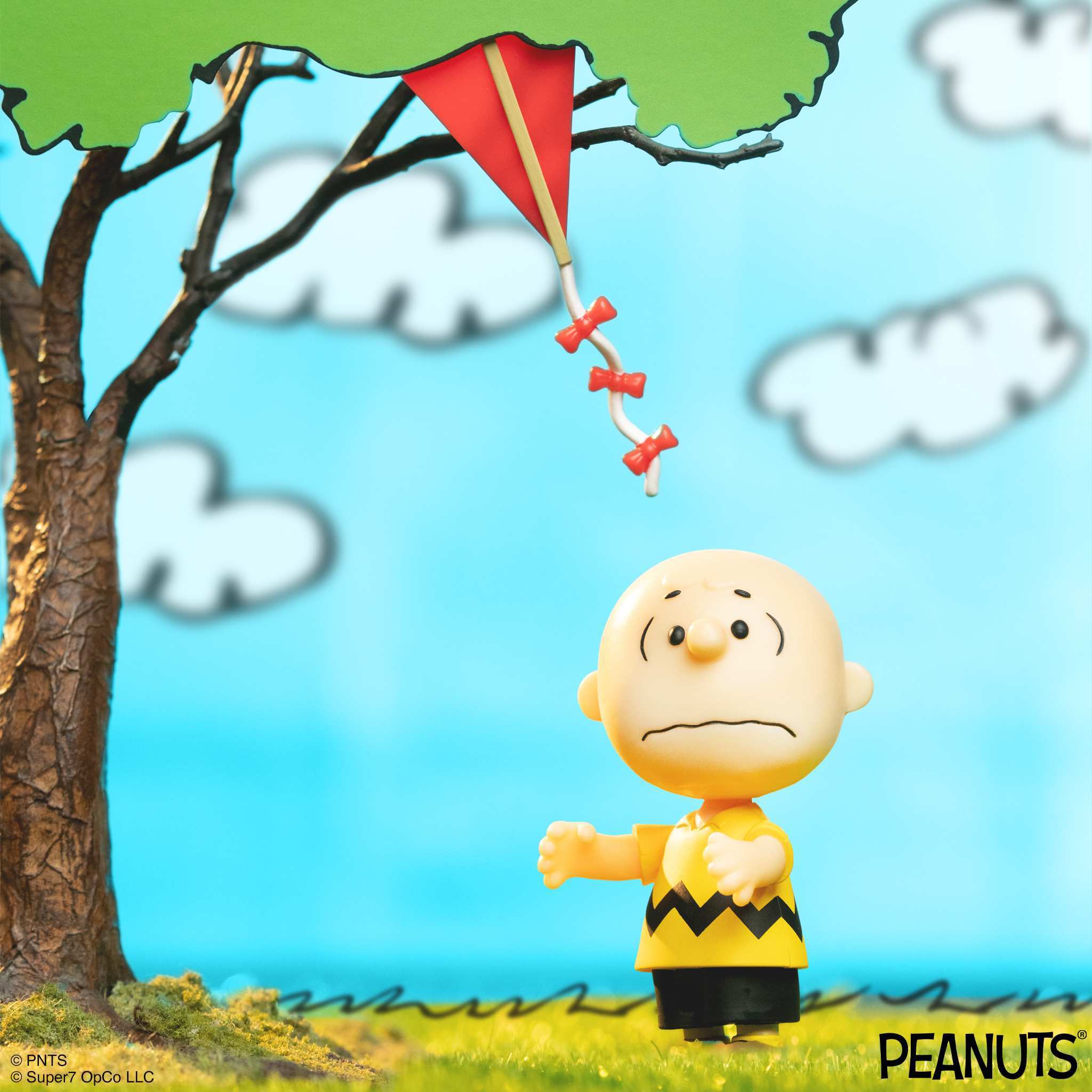Peanuts ReAction Figures - Charlie Brown and the Kite-Eating Tree  (Comic Panel)