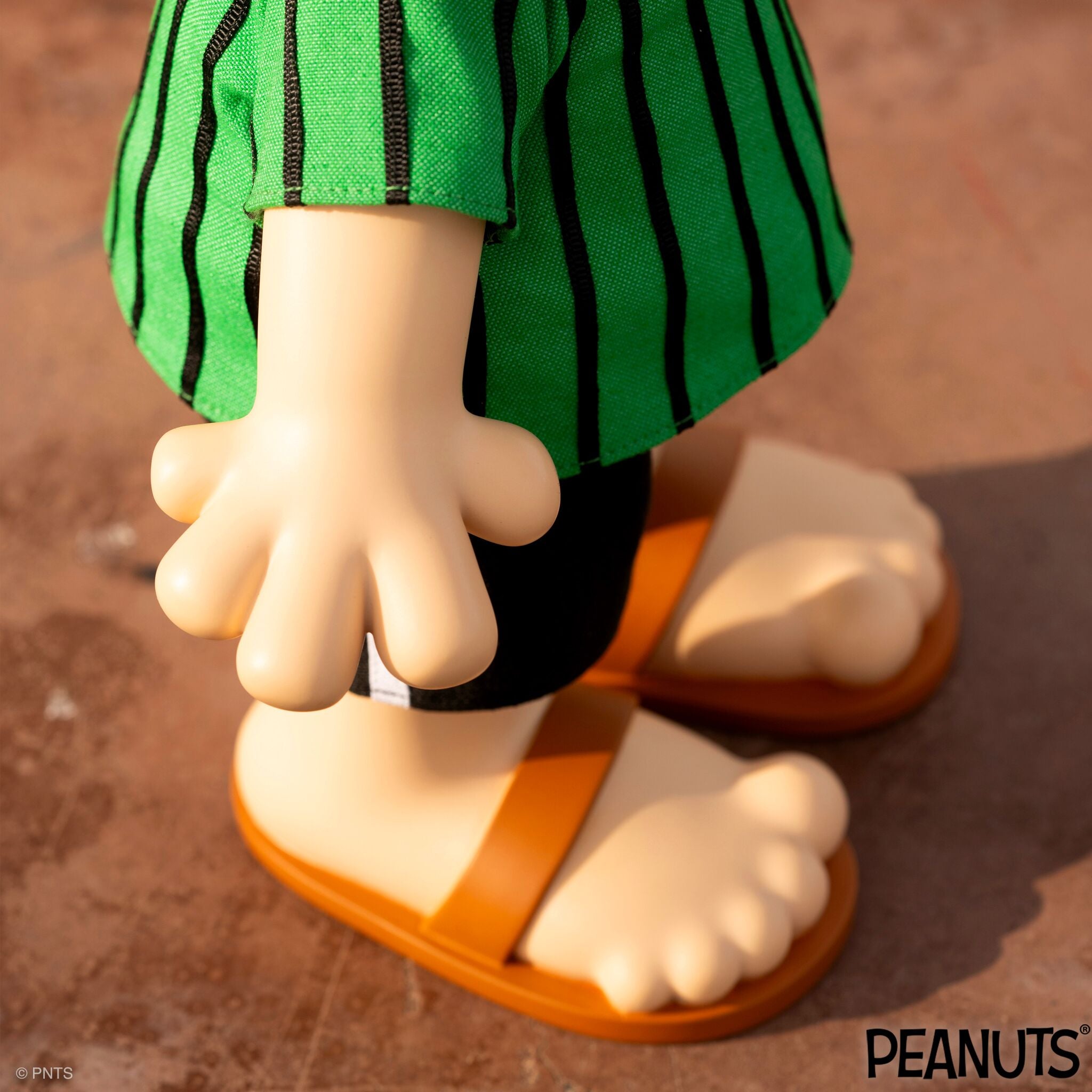 Peanuts SuperSize Vinyl - Peppermint Patty